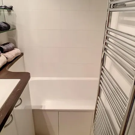 Henri Camille Real Estate - Rouaze 2 -studio A 50m Center Appartement *